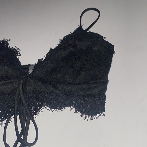 Flamingo Nasty Gal Black Lace Eyelash Trim Bra Bralette Crop Top Tie Front Small - Picture 7 of 12